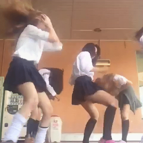 【おふざけVINE】ちょwwwこのVINE最高じゃね?リア充のむらむらしてくるVINEをGIF画像にしたらパンツ弾け飛んだwww その1