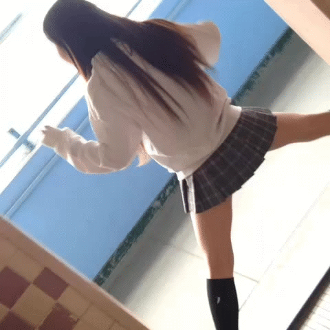 【おふざけVINE】これは保存不可避！女子高生のパンツがチラチラ！VINEだよぉ～ｗｗｗｗ その8